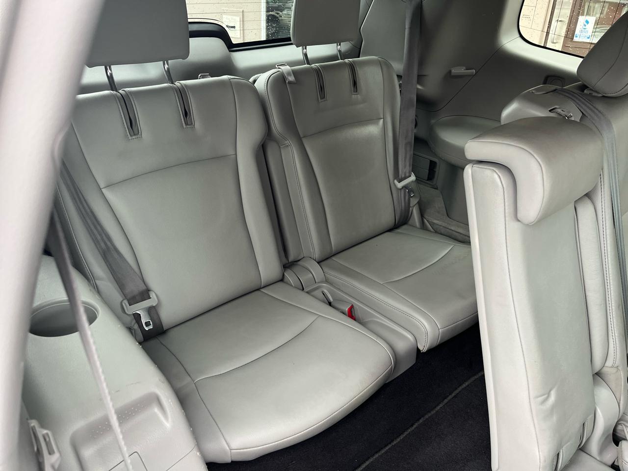 Toyota Highlander SE 4D SUV AWD 2012