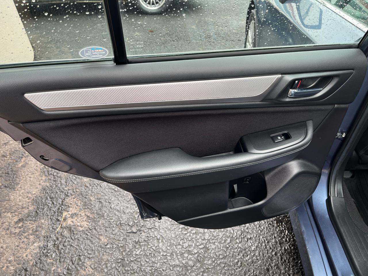 Subaru Legacy 2.5i Premium 2015