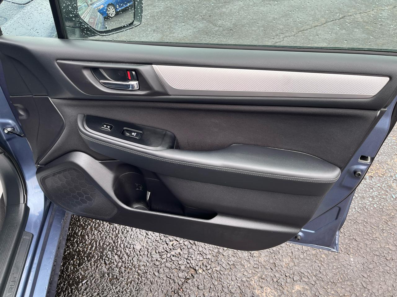 Subaru Legacy 2.5i Premium 2015