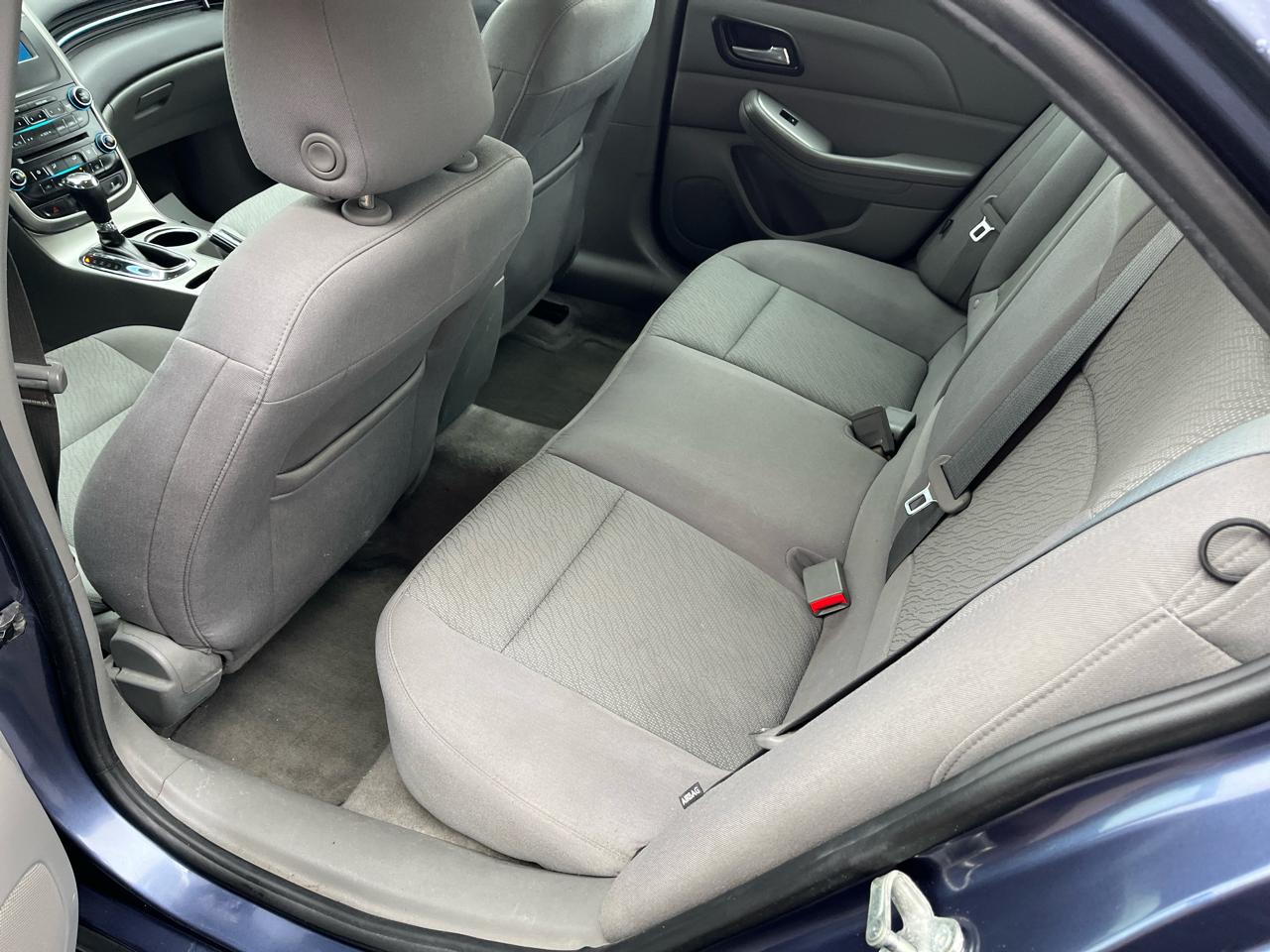 Chevrolet Malibu LS 2014