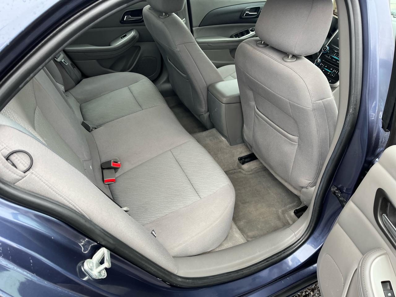 Chevrolet Malibu LS 2014