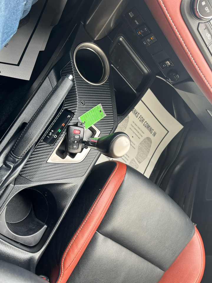 Toyota RAV4 Limited AWD 2014