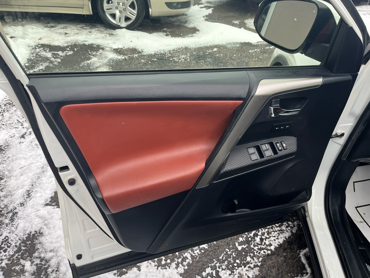 Toyota RAV4 Limited AWD 2014