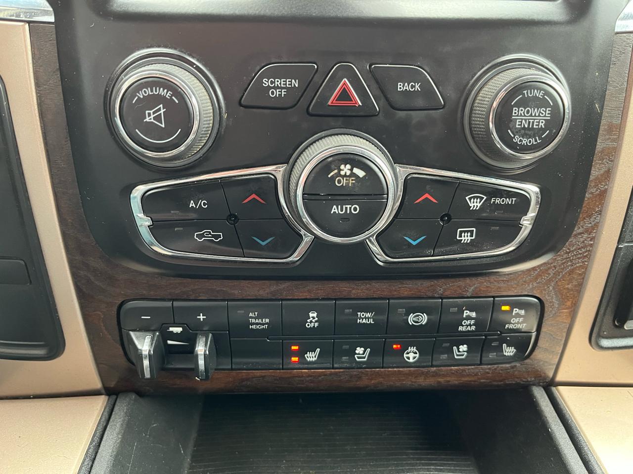 RAM 2500 Longhorn Crew Cab SWB 4WD 2016