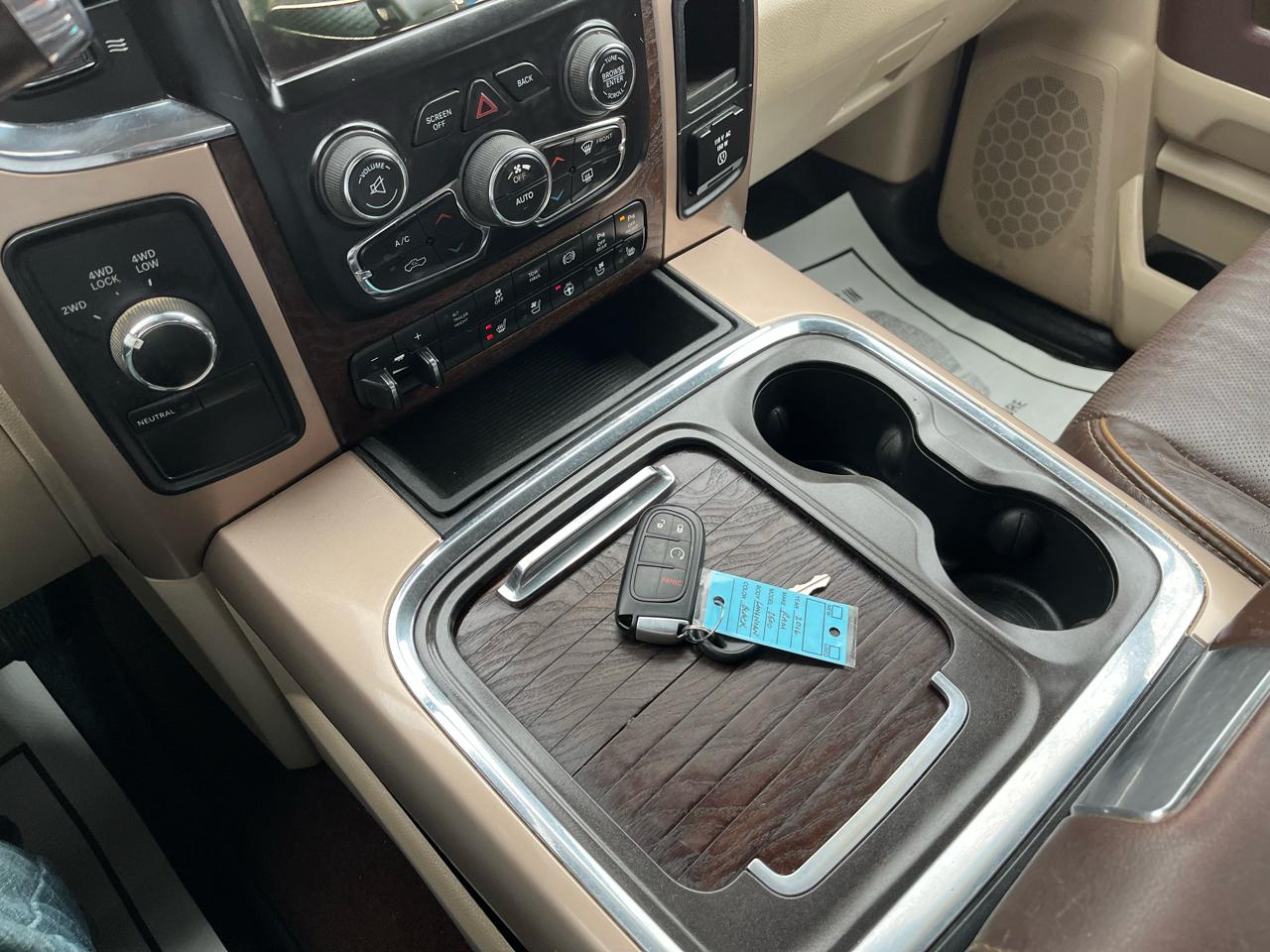 RAM 2500 Longhorn Crew Cab SWB 4WD 2016