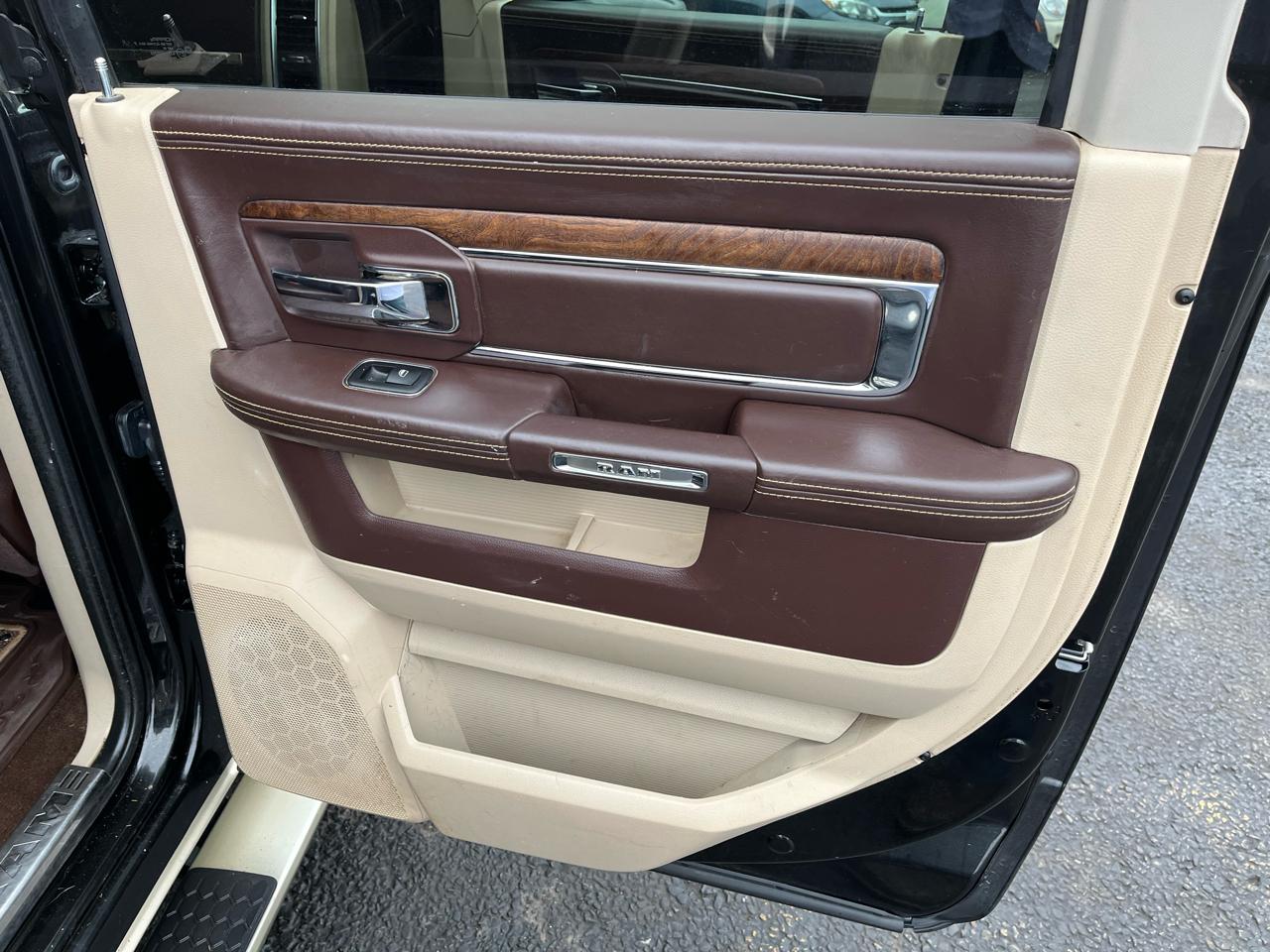 RAM 2500 Longhorn Crew Cab SWB 4WD 2016