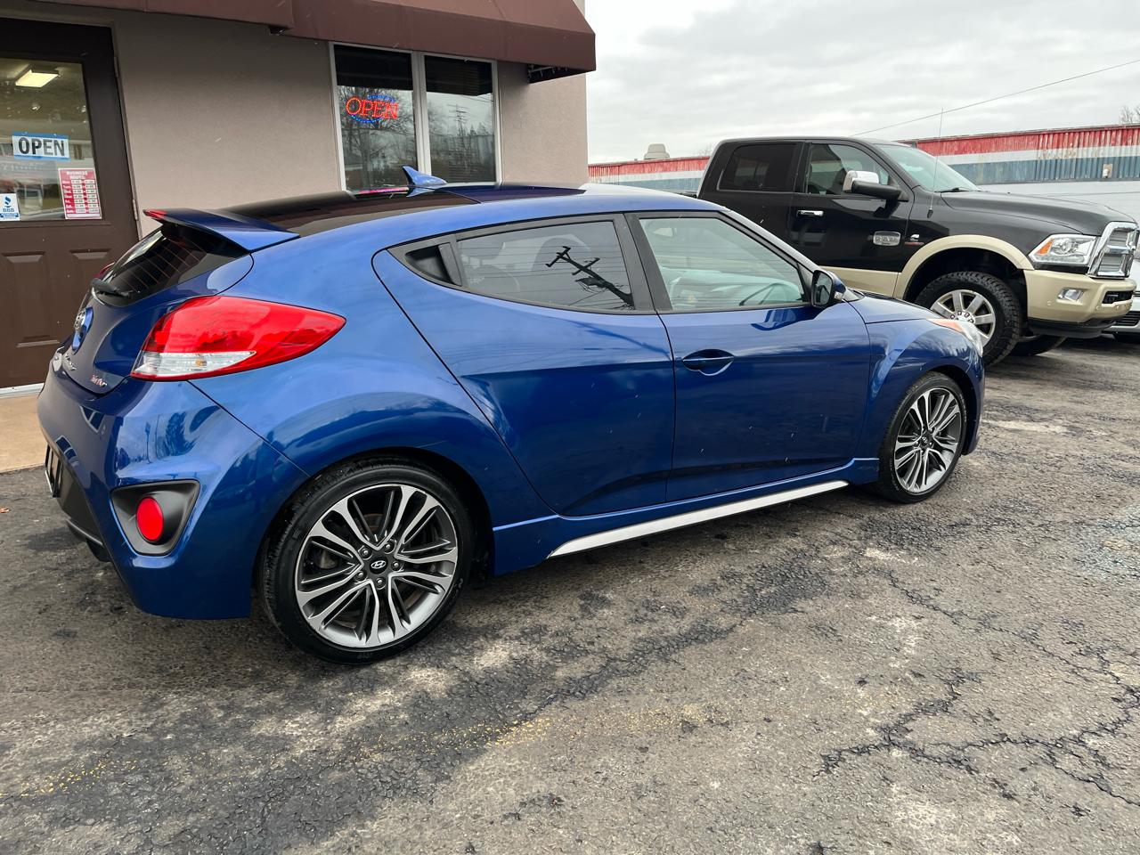 Hyundai Veloster Turbo 6AT 2016