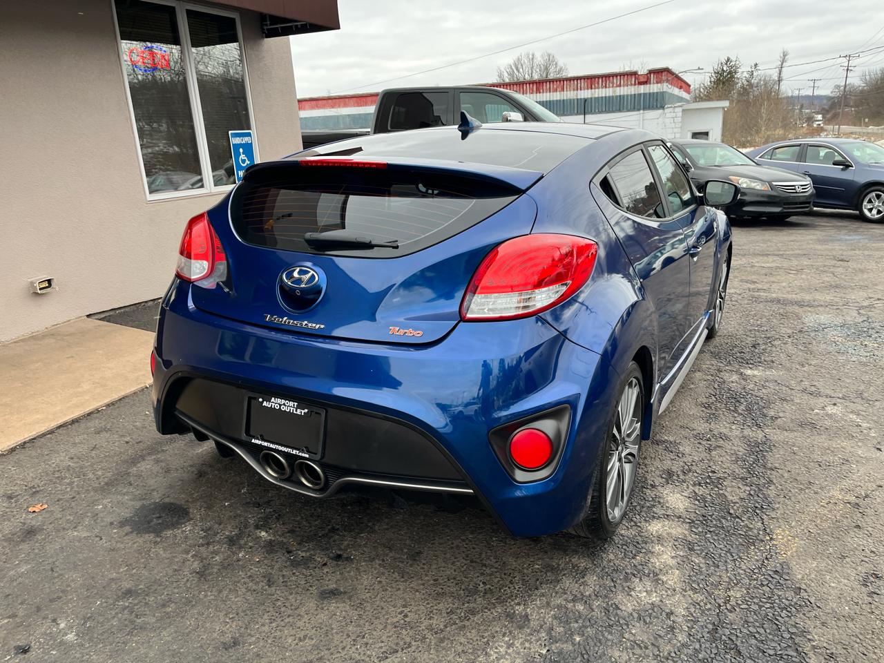 Hyundai Veloster Turbo 6AT 2016