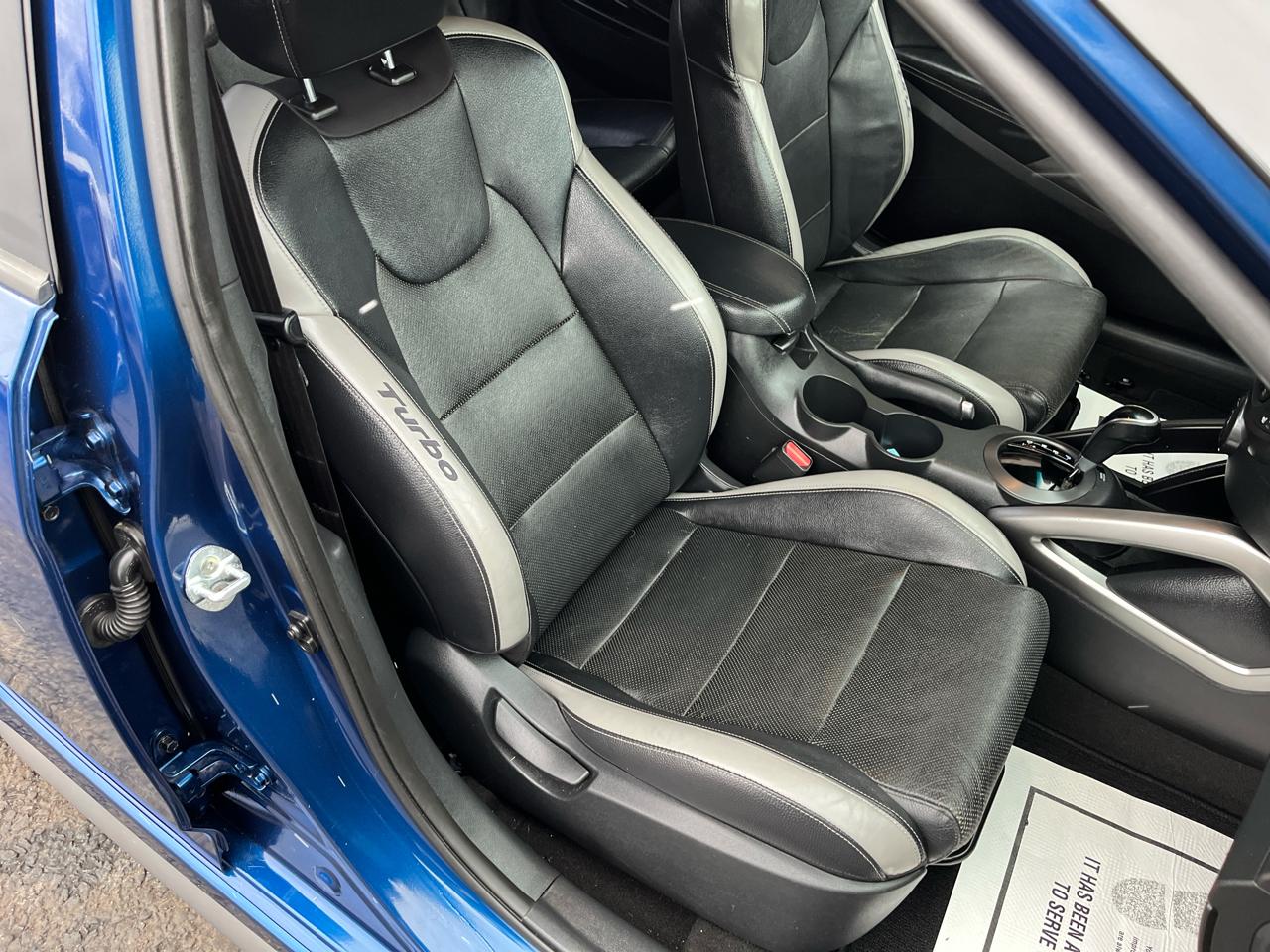 Hyundai Veloster Turbo 6AT 2016