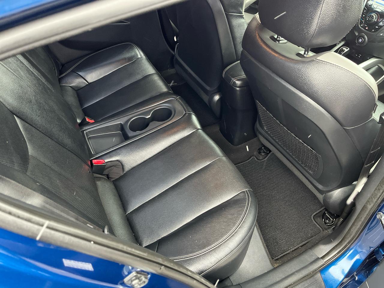 Hyundai Veloster Turbo 6AT 2016