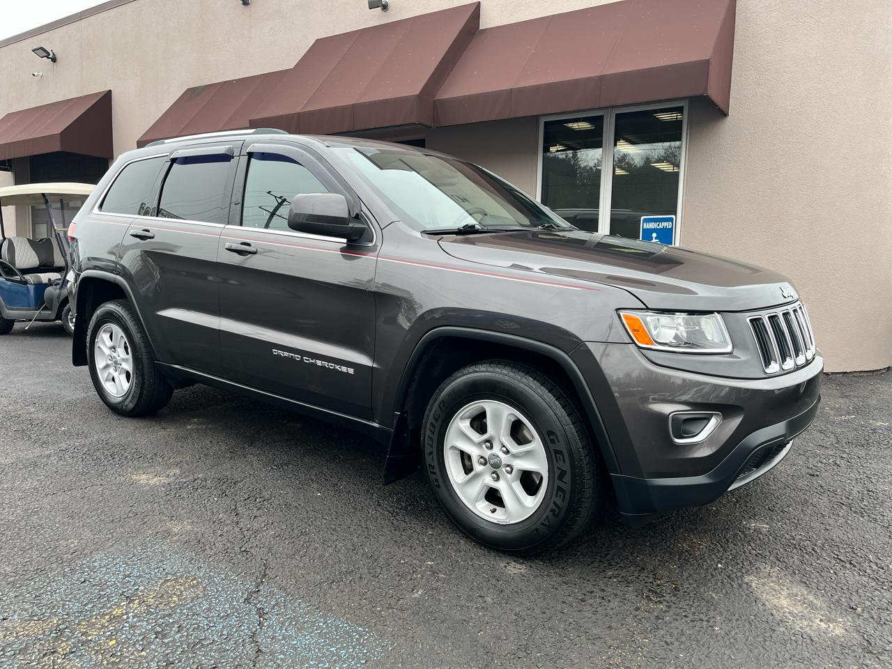 Jeep Grand Cherokee Laredo 4WD 2015