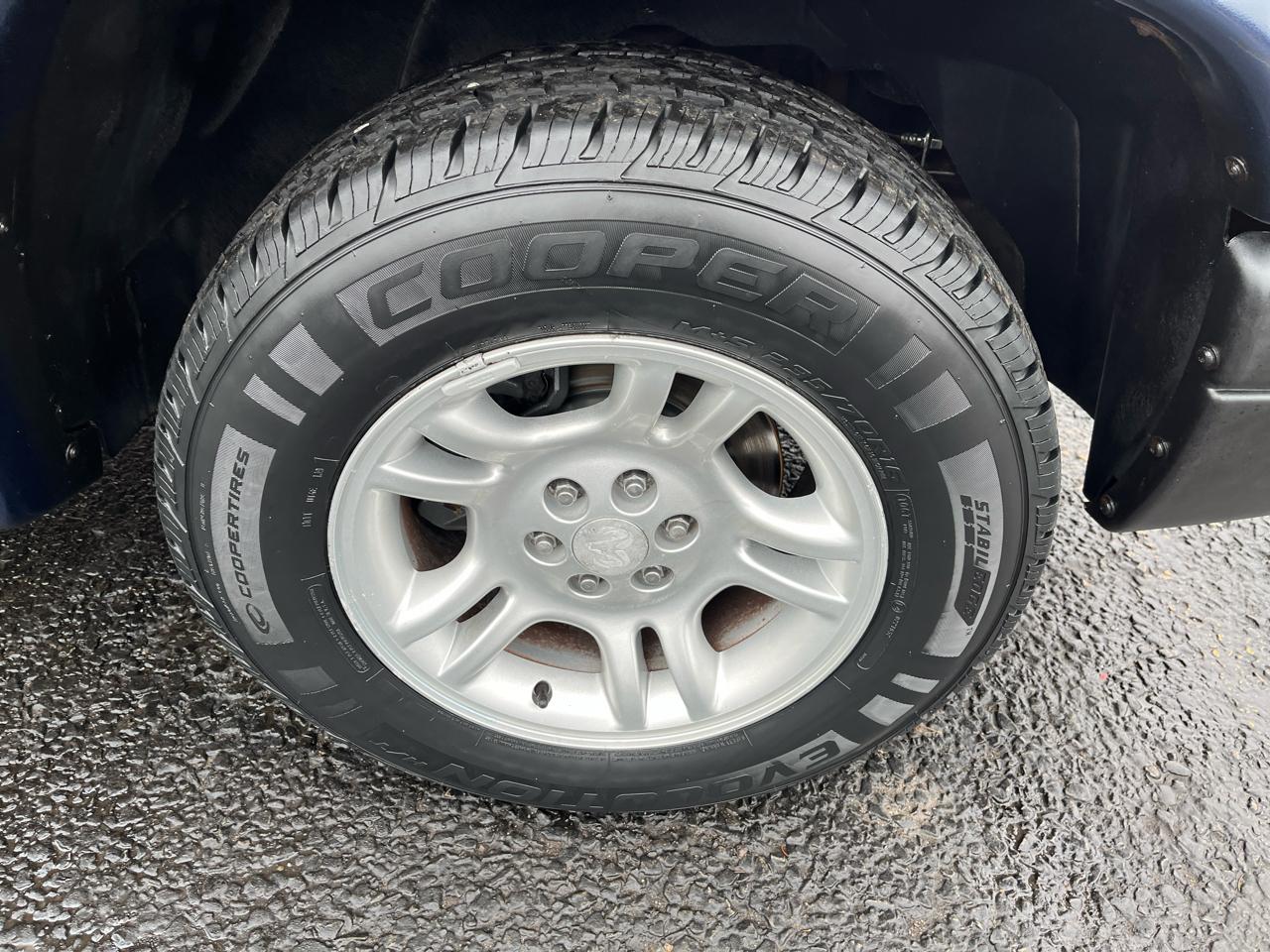 Dodge Dakota 2WD 2003