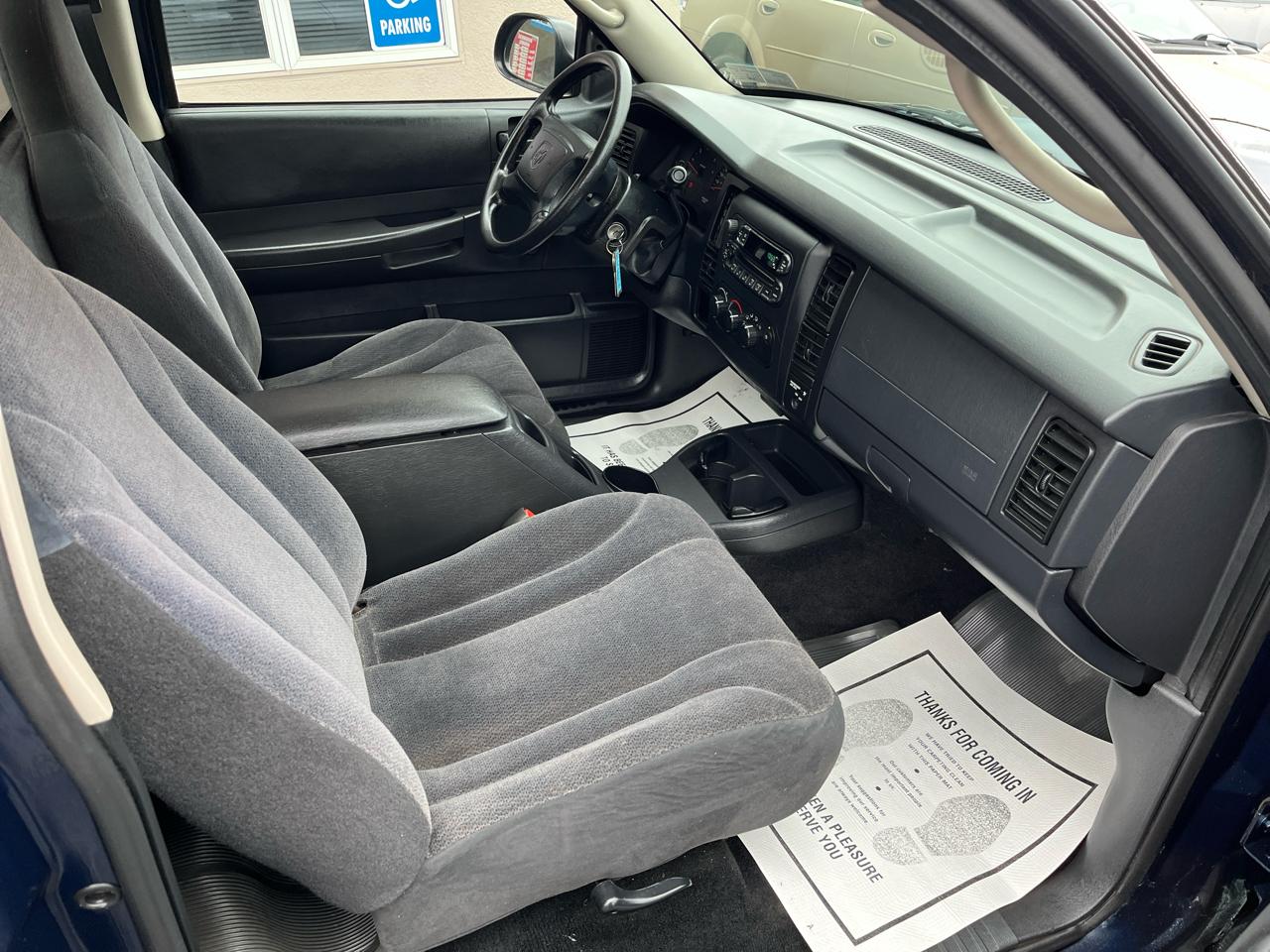 Dodge Dakota 2WD 2003