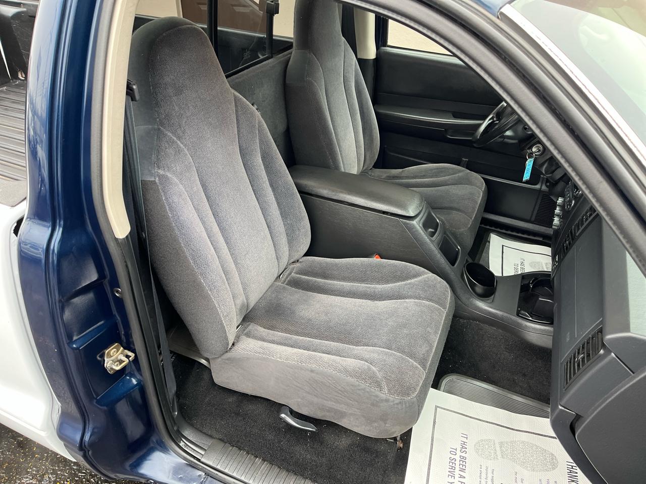 Dodge Dakota 2WD 2003