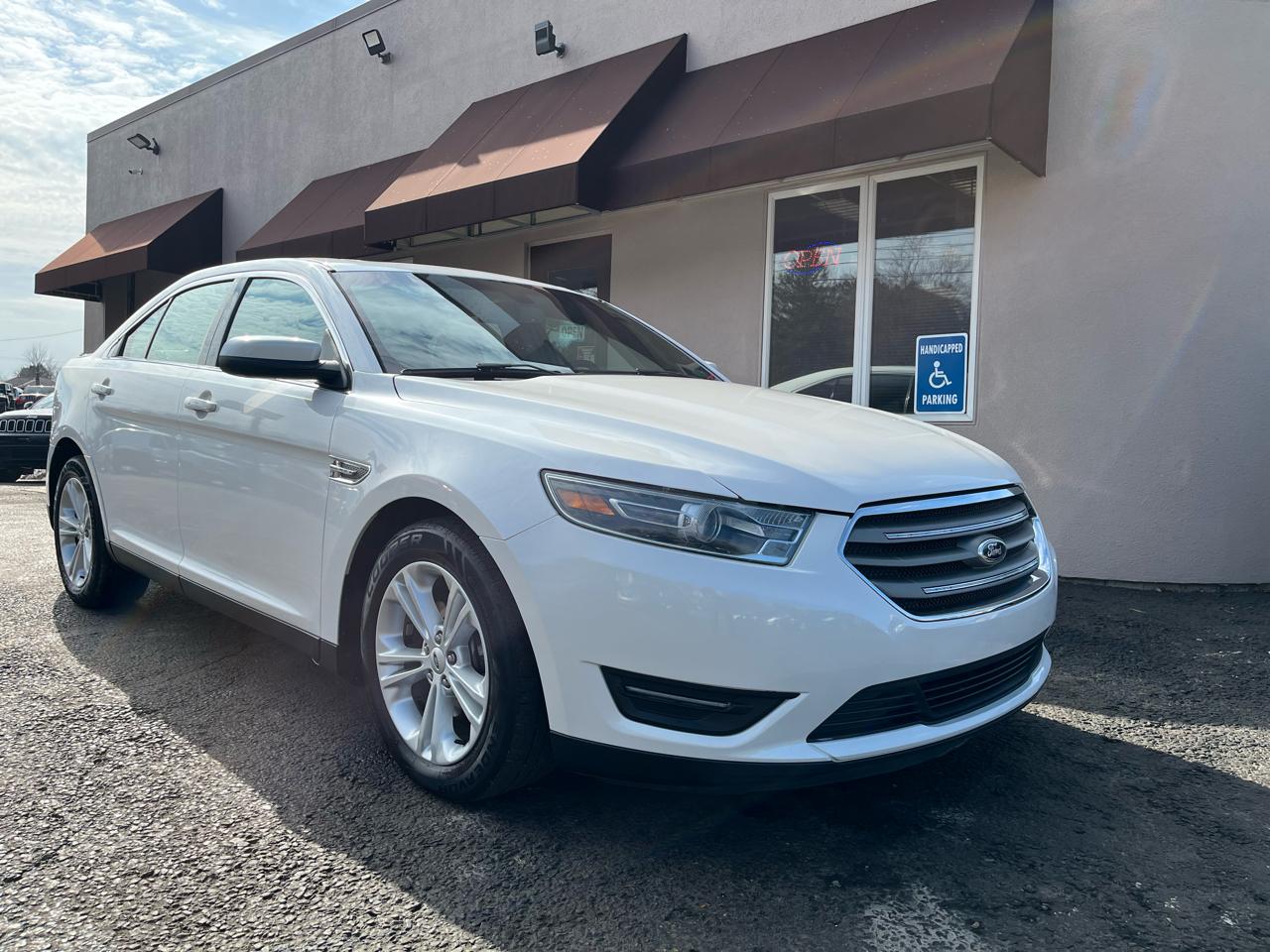 Ford Taurus SEL AWD 2015