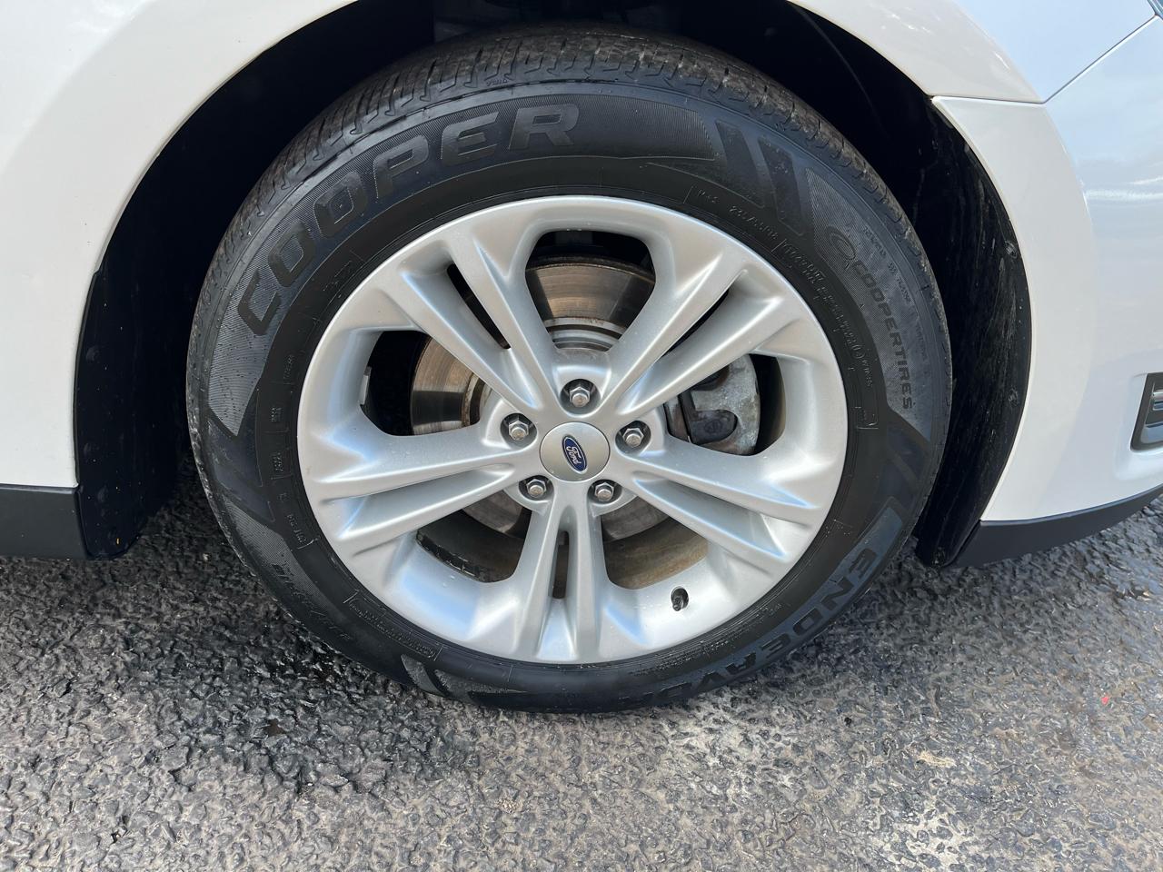 Ford Taurus SEL AWD 2015