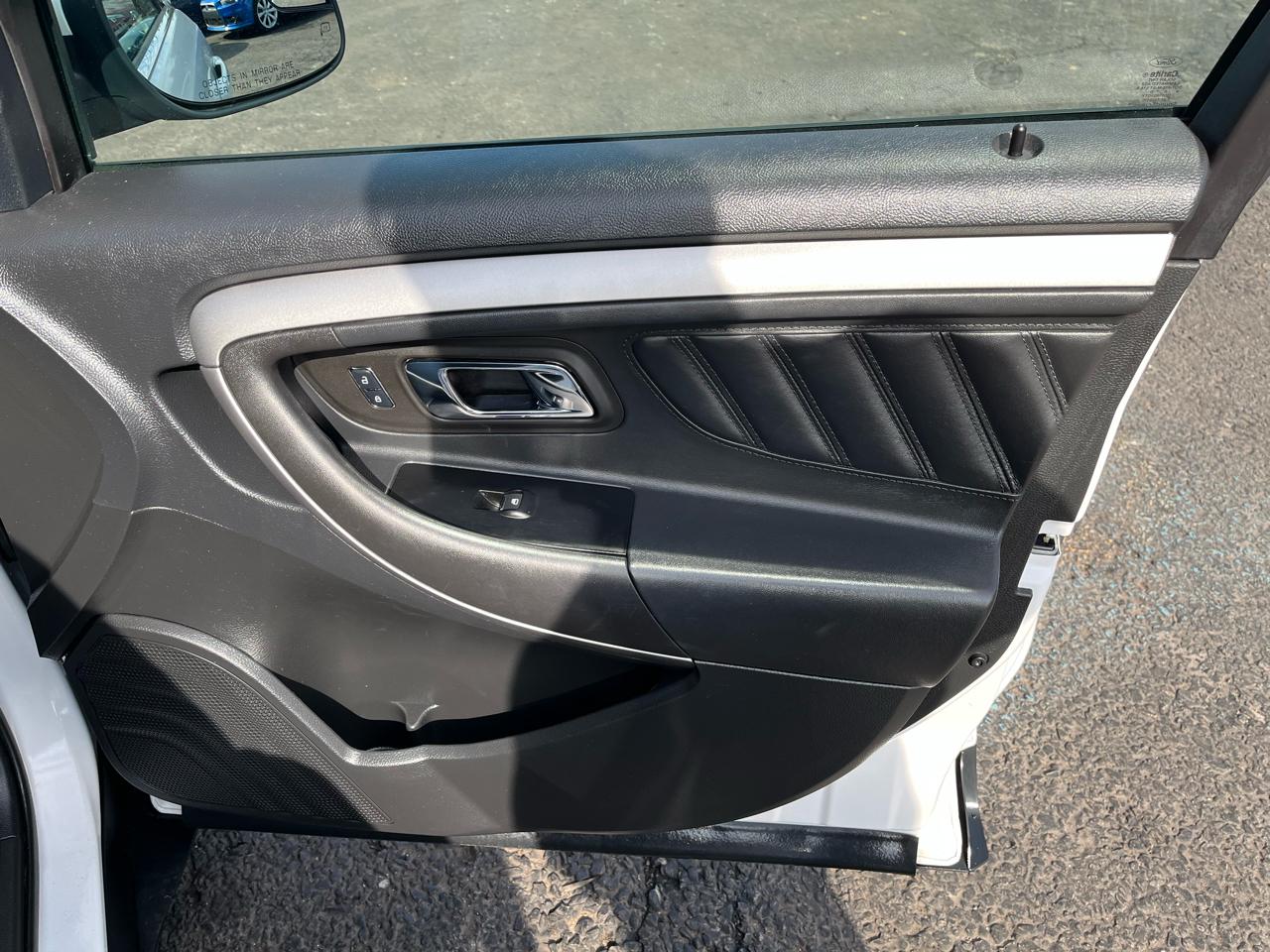 Ford Taurus SEL AWD 2015