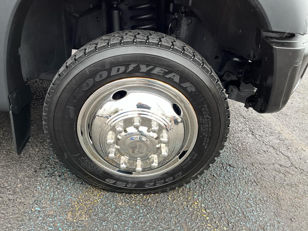 Ford F-550 Regular Cab DRW 4WD 2012