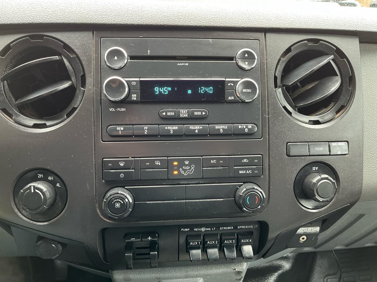 Ford F-550 Regular Cab DRW 4WD 2012