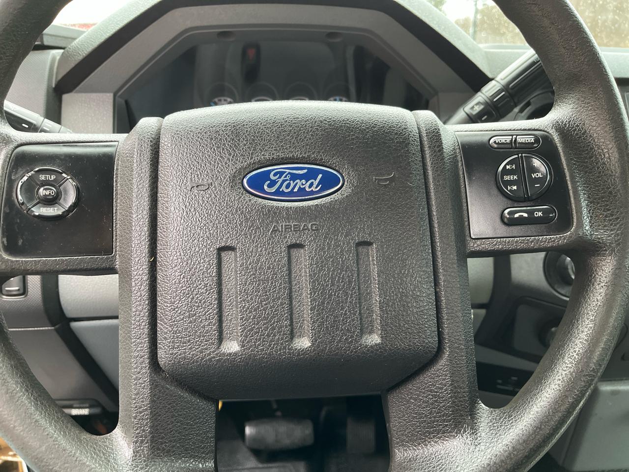 Ford F-550 Regular Cab DRW 4WD 2012