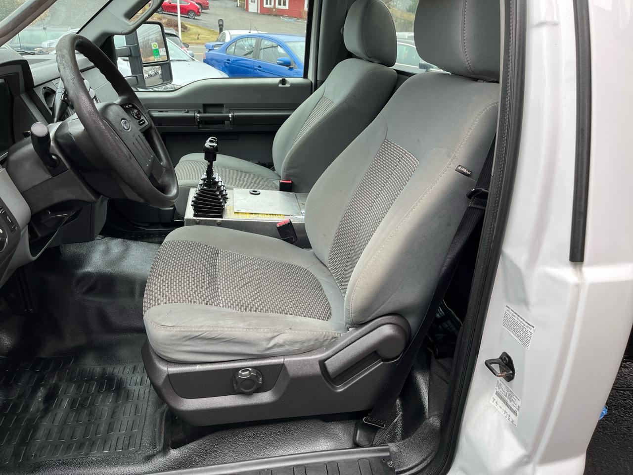 Ford F-550 Regular Cab DRW 4WD 2012