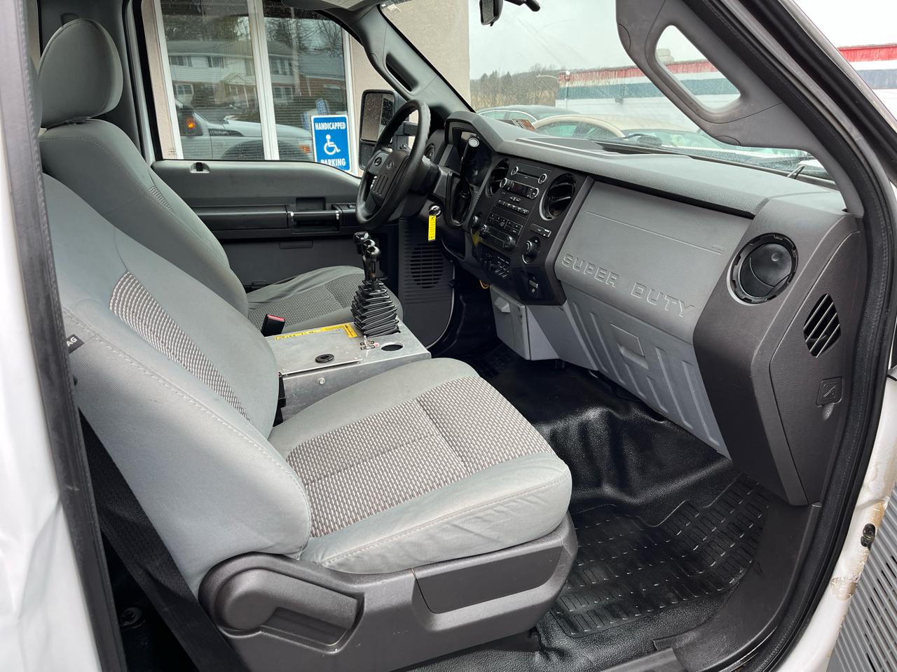 Ford F-550 Regular Cab DRW 4WD 2012