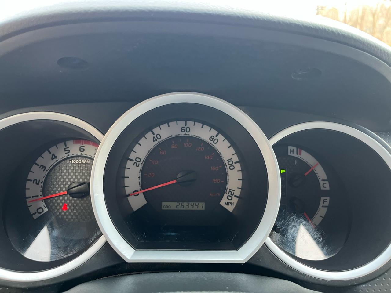 Toyota Tacoma Double Cab Long Bed V6 5AT 4WD 2015