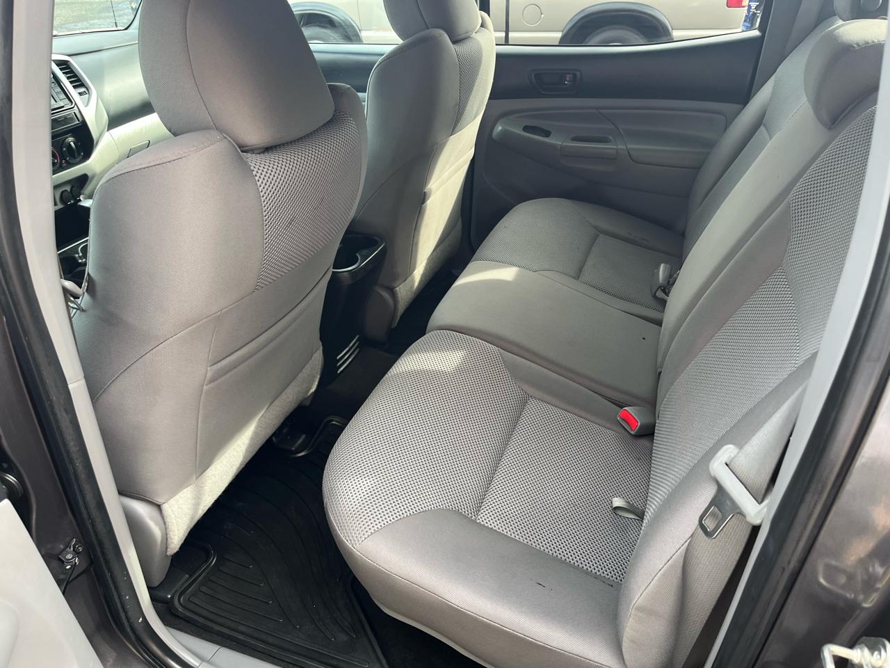 Toyota Tacoma Double Cab Long Bed V6 5AT 4WD 2015