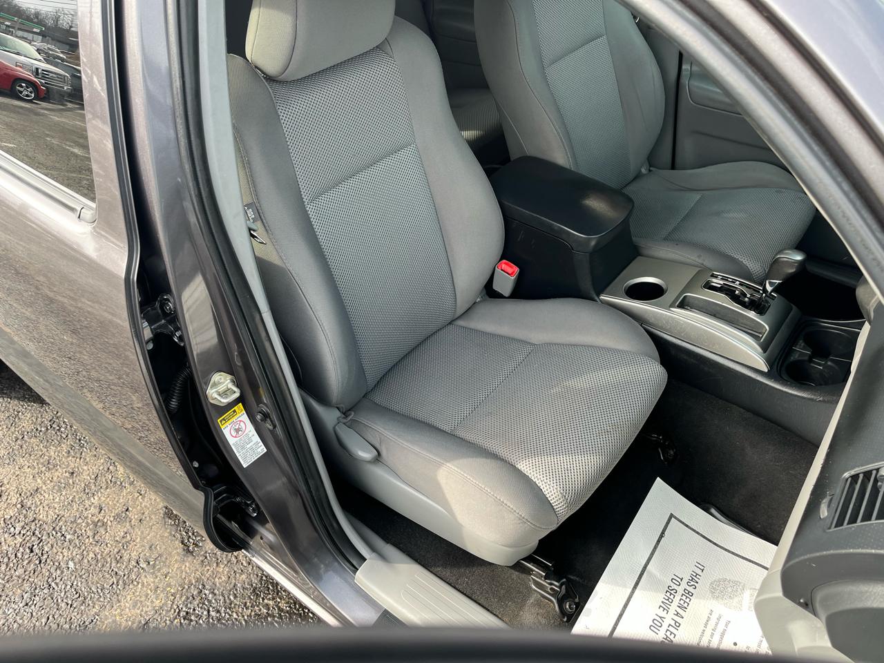 Toyota Tacoma Double Cab Long Bed V6 5AT 4WD 2015