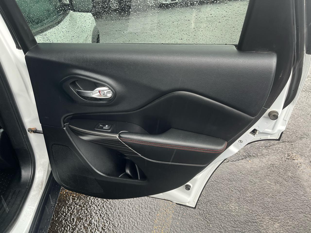 Jeep Cherokee Trailhawk 4WD 2015