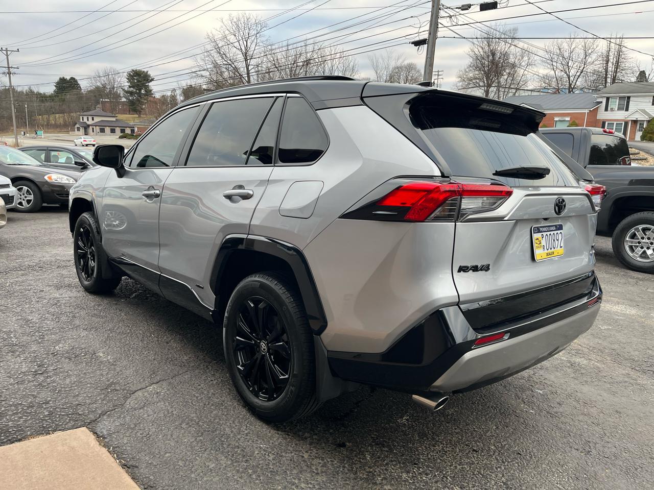 Toyota RAV4 Hybrid XSE 2025