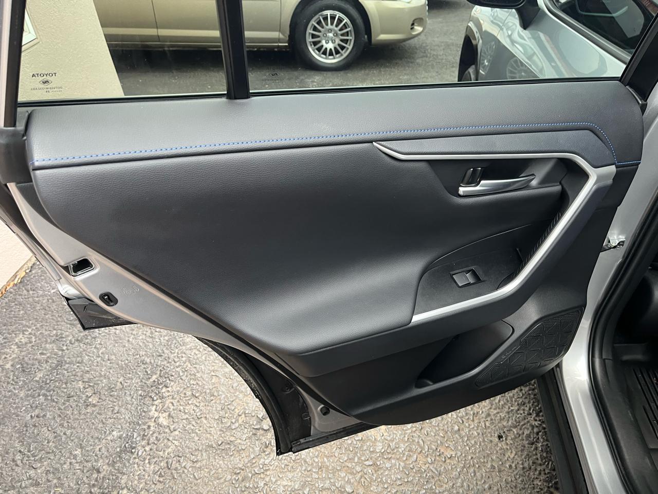 Toyota RAV4 Hybrid XSE 2025