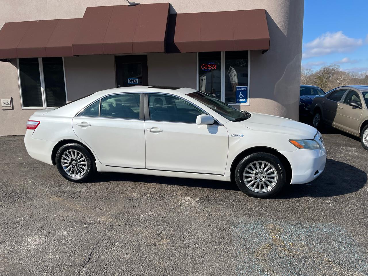 Toyota Camry Hybrid Sedan 2007