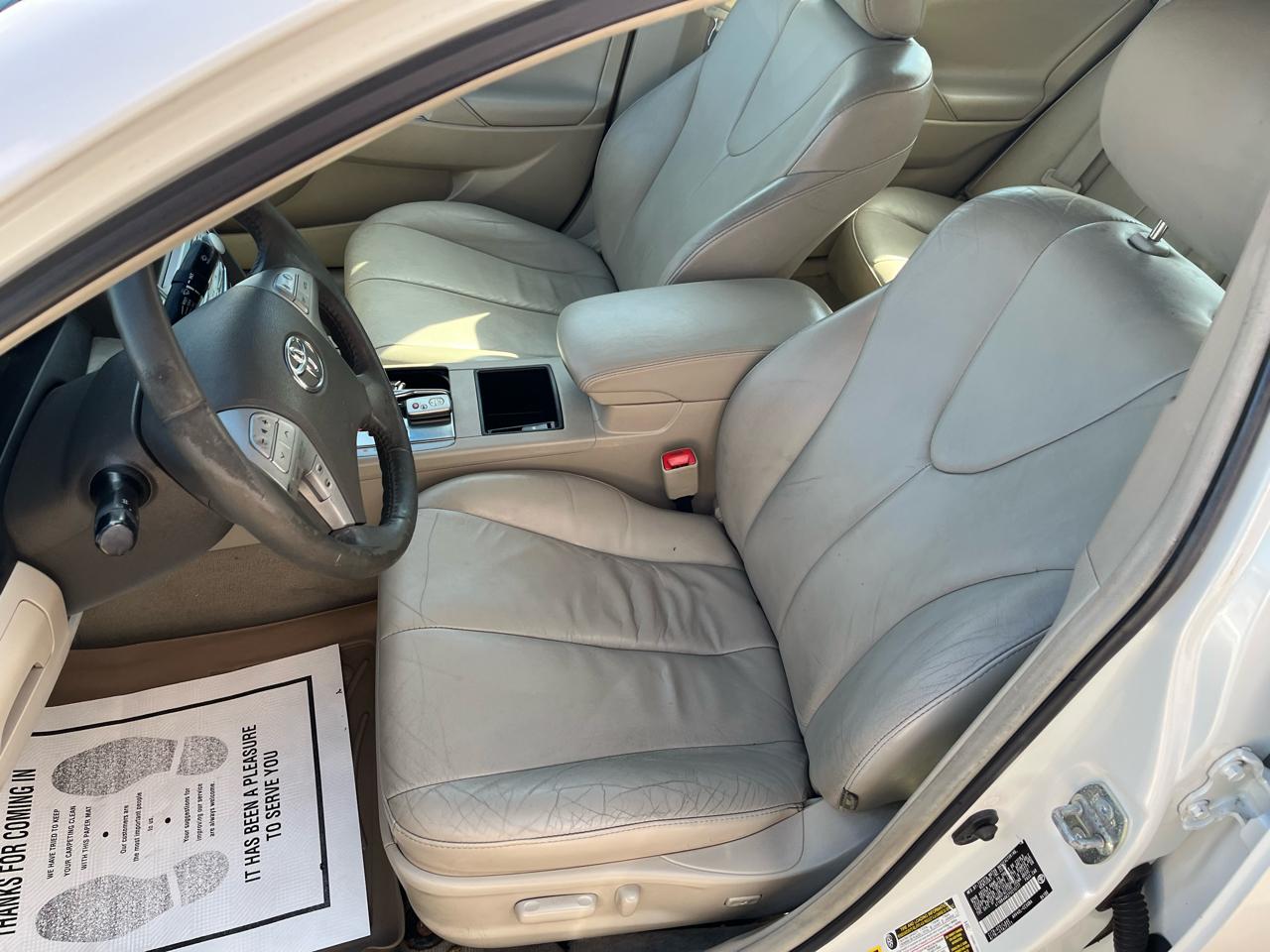 Toyota Camry Hybrid Sedan 2007