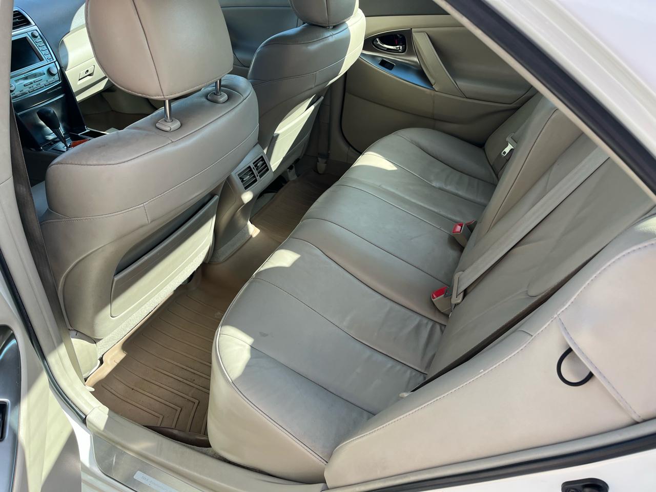 Toyota Camry Hybrid Sedan 2007