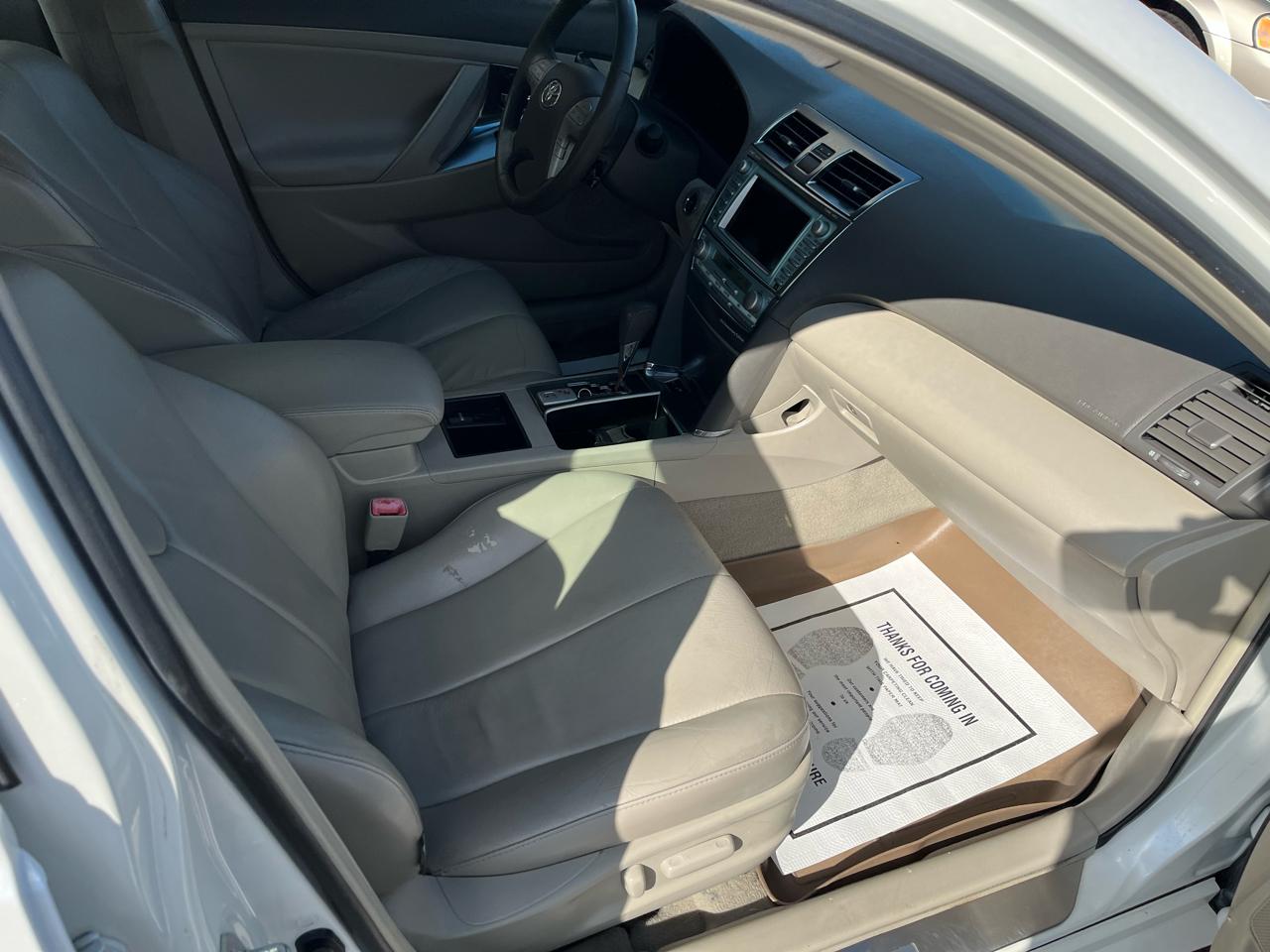 Toyota Camry Hybrid Sedan 2007