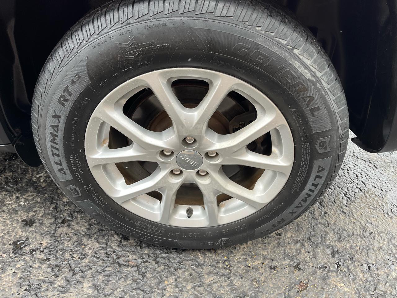 Jeep Cherokee Latitude 4WD 2015