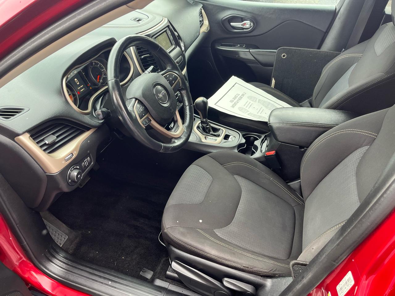 Jeep Cherokee Latitude 4WD 2015