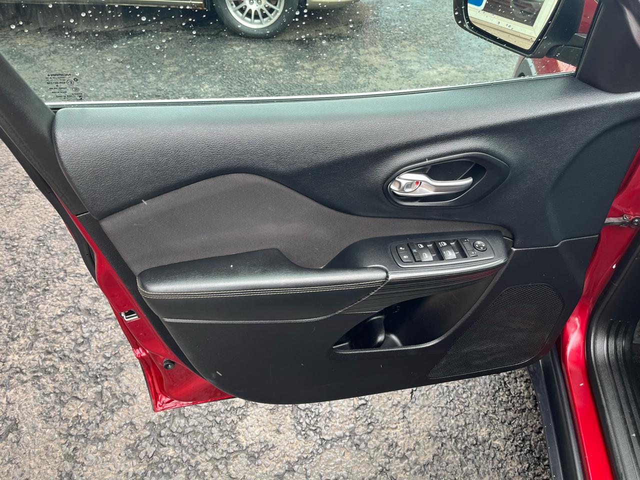 Jeep Cherokee Latitude 4WD 2015