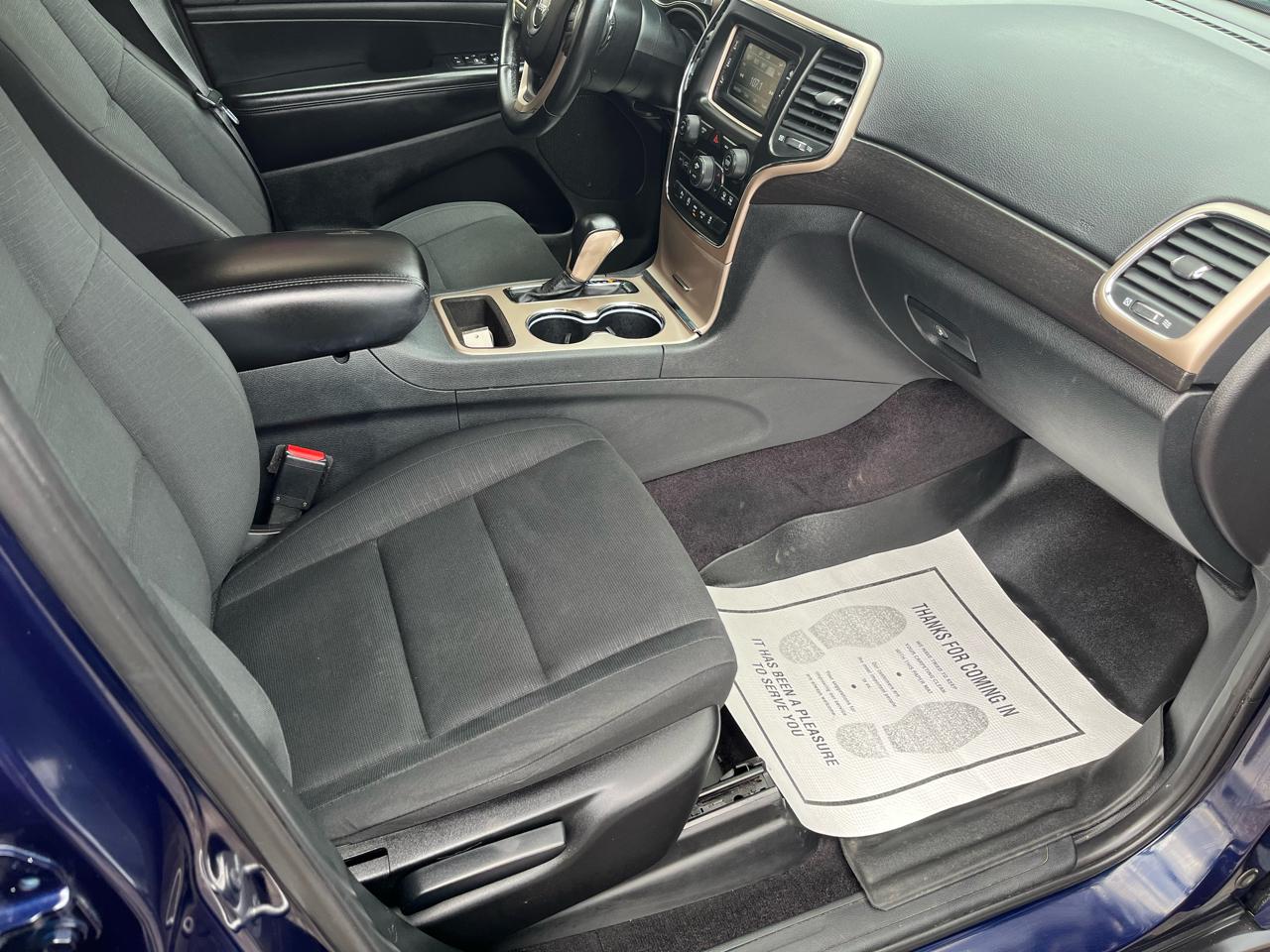 Jeep Grand Cherokee Laredo 4WD 2017