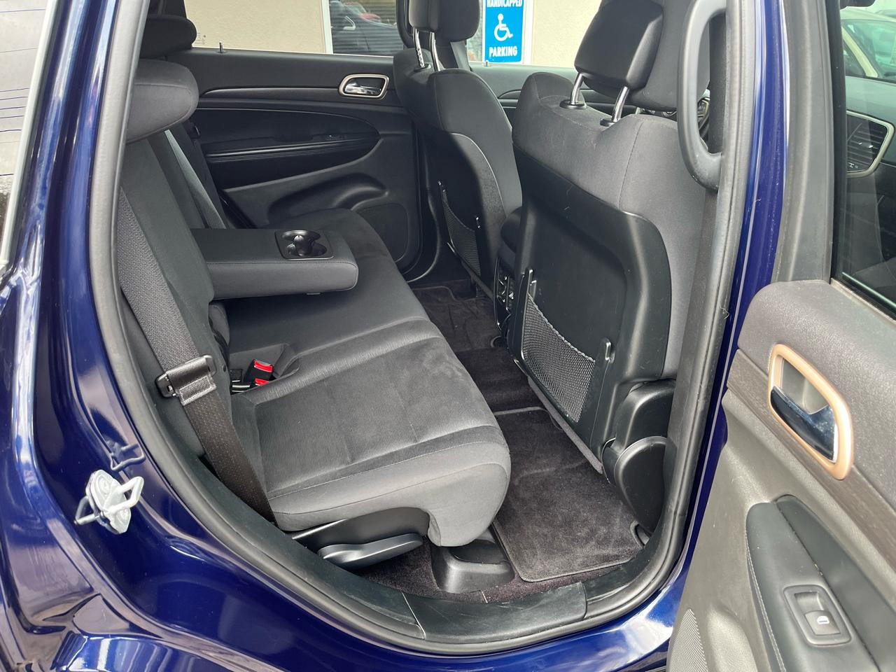 Jeep Grand Cherokee Laredo 4WD 2017