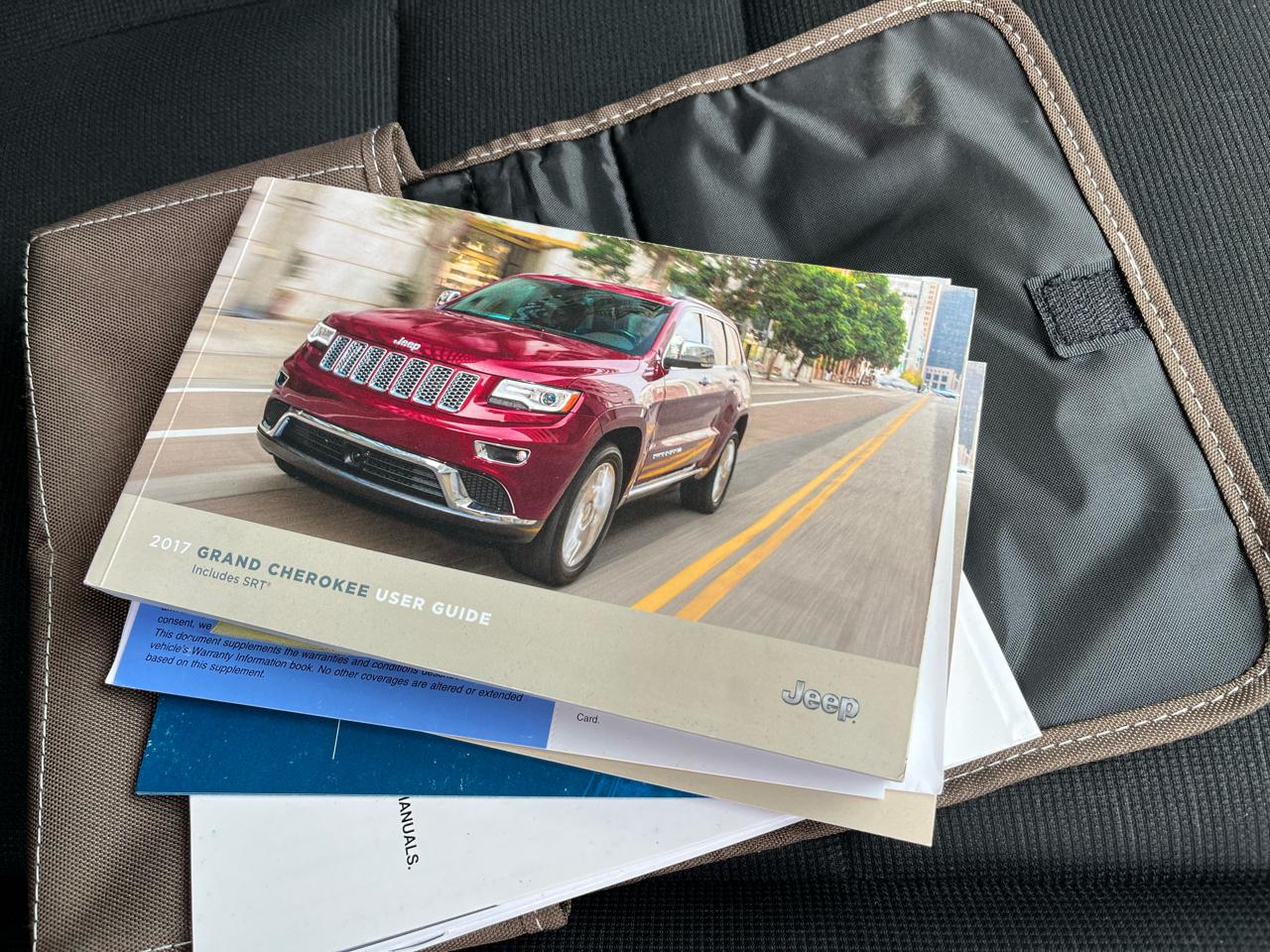 Jeep Grand Cherokee Laredo 4WD 2017