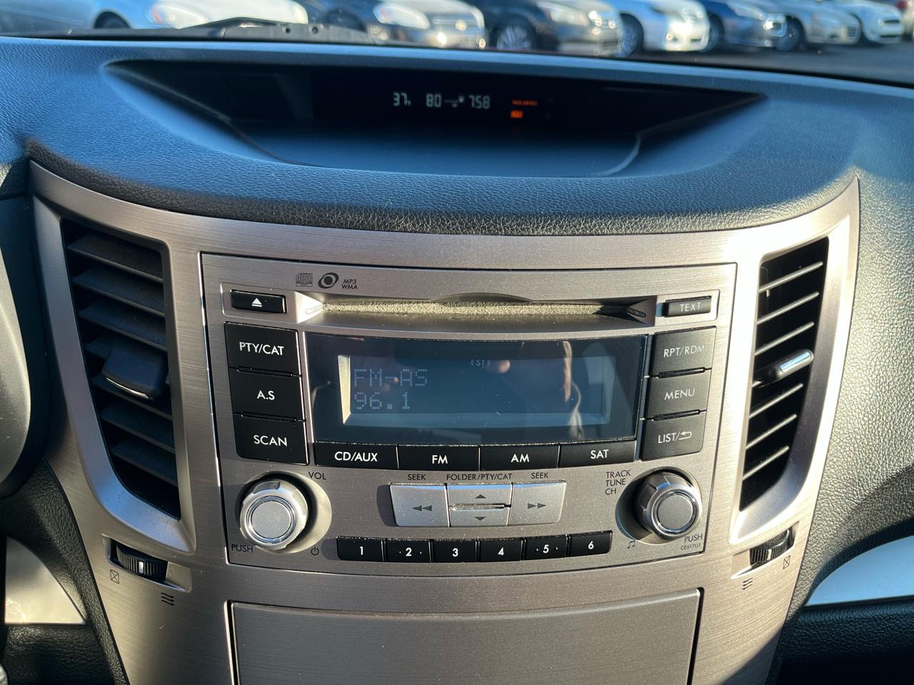 Subaru Outback 2.5i Premium 2013