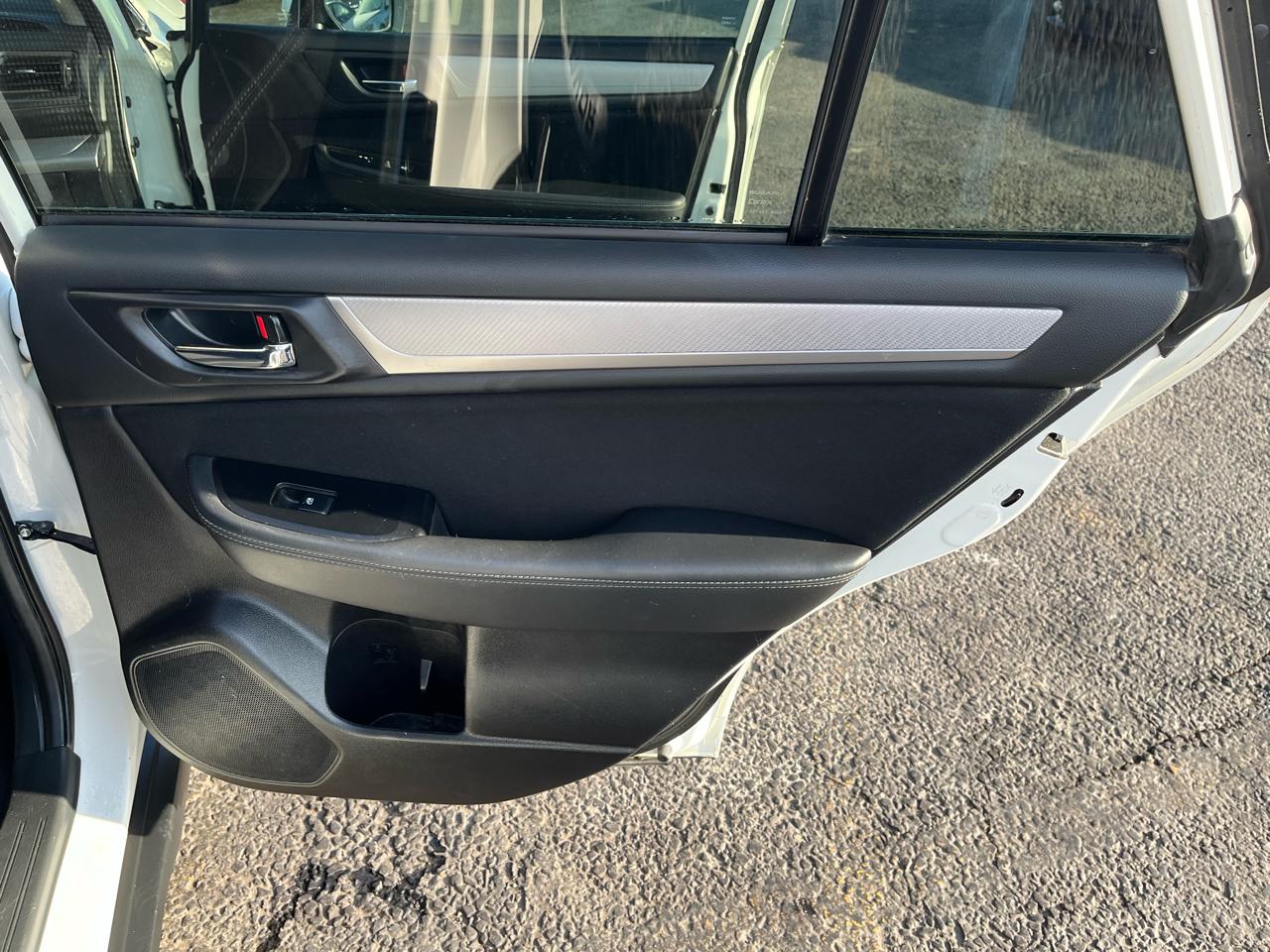 Subaru Outback 2.5i Premium 2016