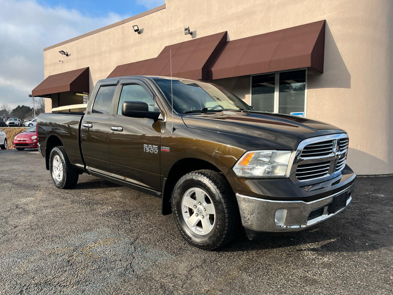 RAM 1500 SLT Quad Cab 4WD 2014