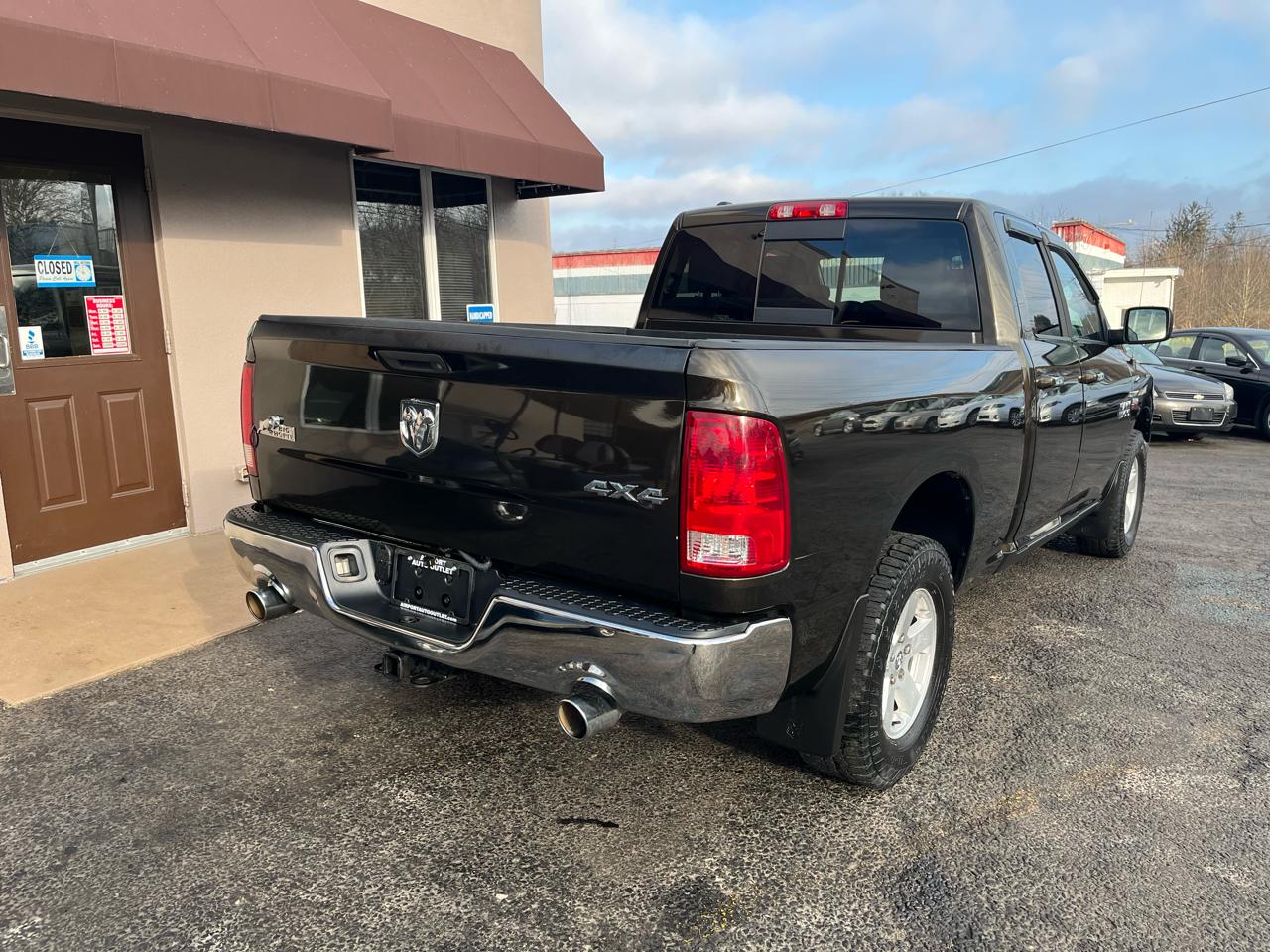 RAM 1500 SLT Quad Cab 4WD 2014