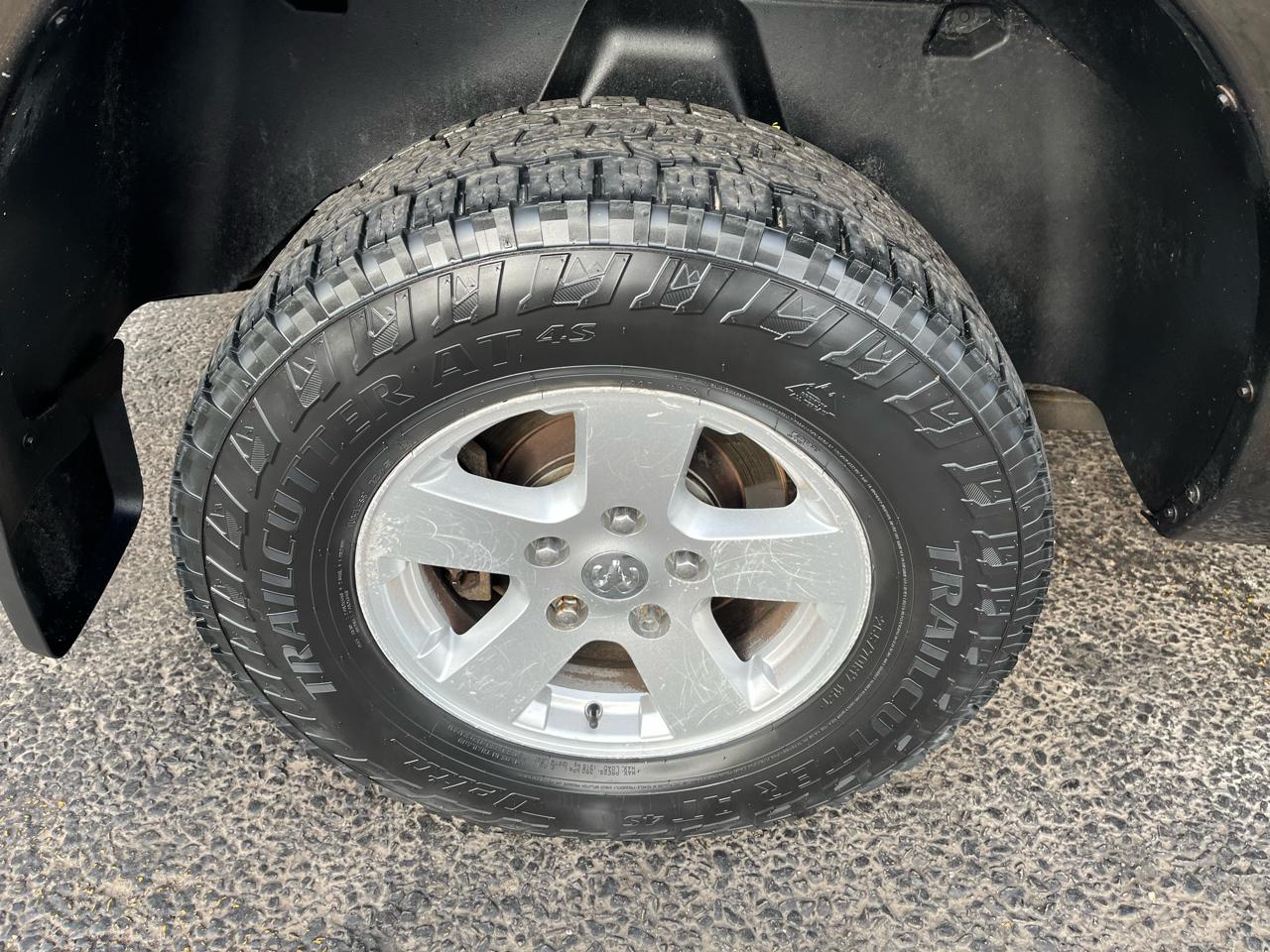 RAM 1500 SLT Quad Cab 4WD 2014