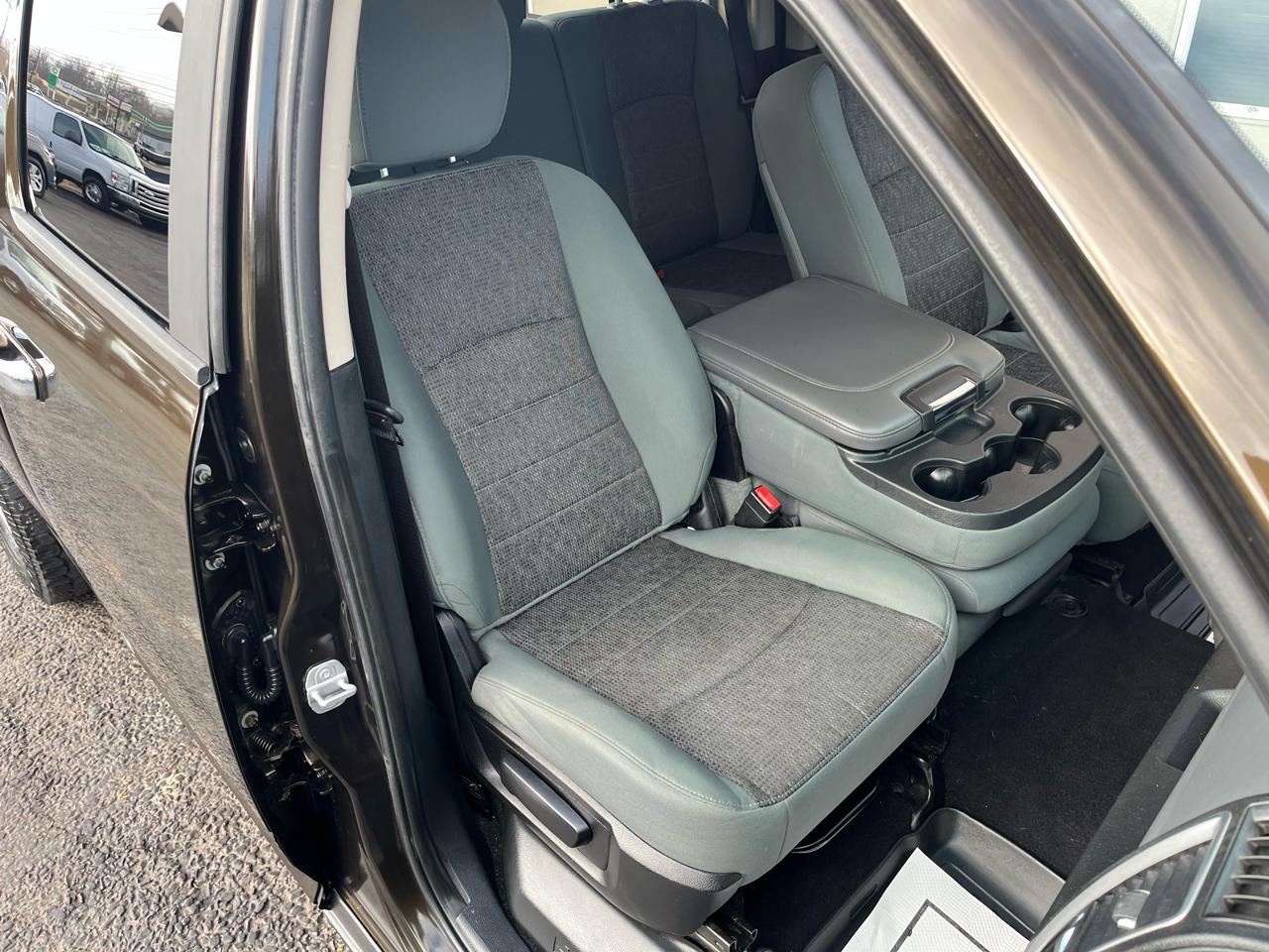 RAM 1500 SLT Quad Cab 4WD 2014