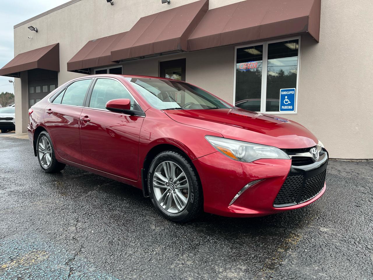 Toyota Camry SE 2017