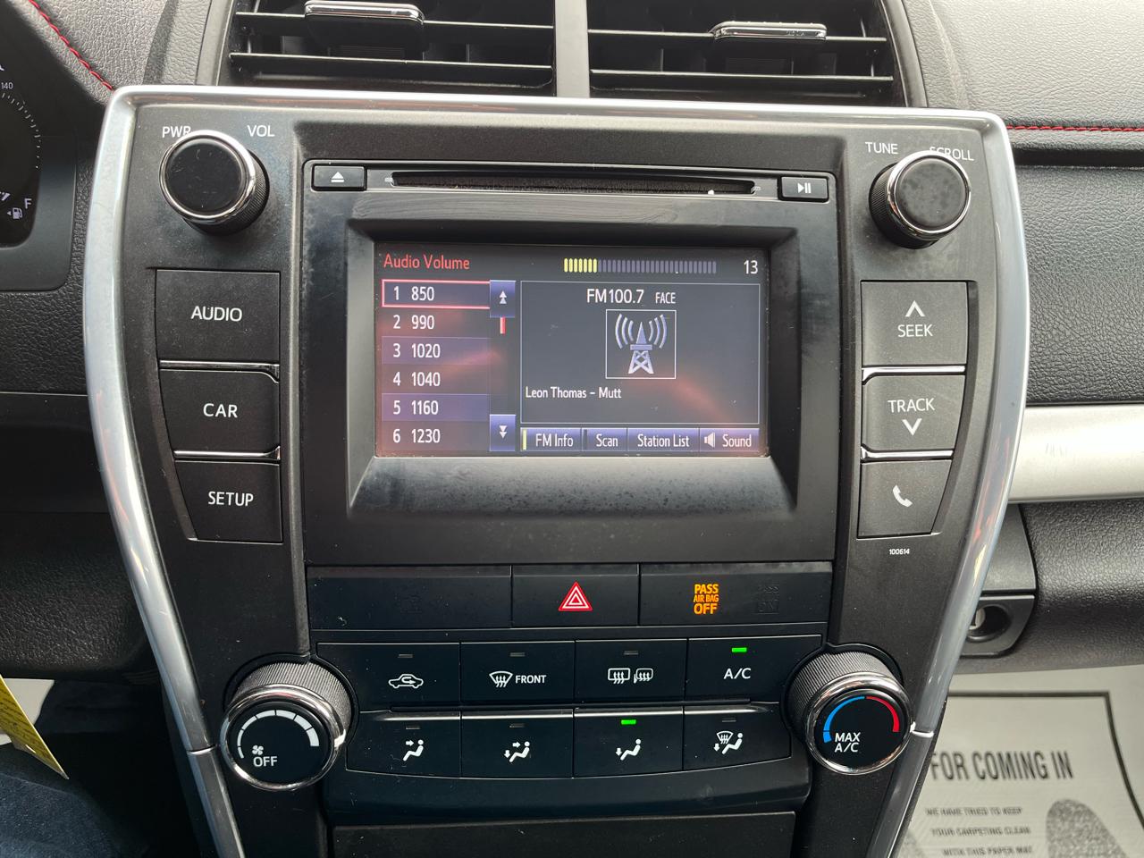 Toyota Camry SE 2017